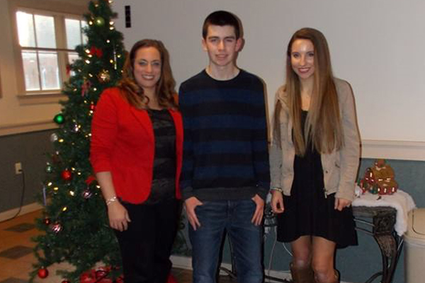 Local High Schoolers Host Toiletry Drive